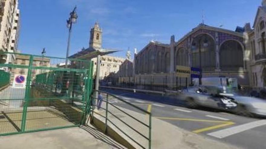 El consistorio destina al aparcamiento de Brujas un millón ahorrado en XarxaLlibres