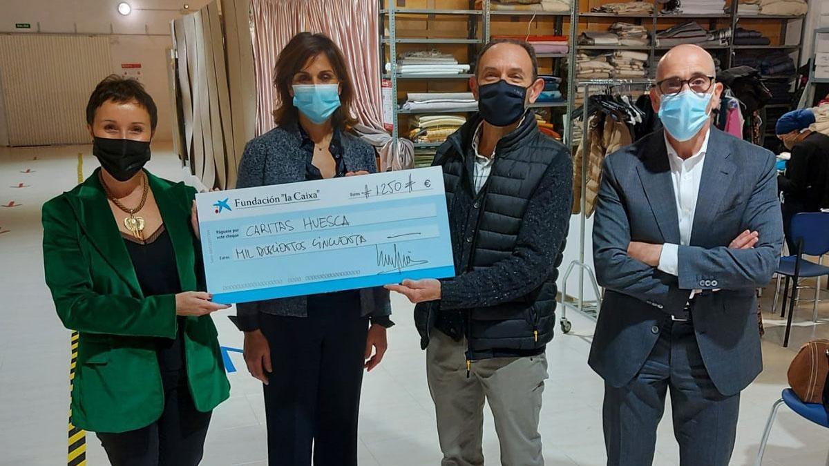 CaixaBank y su fundación donan 8.000 euros a Cáritas