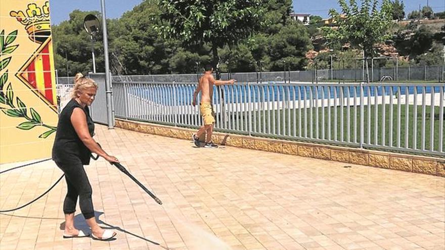 La piscina de verano del Termet congela los precios