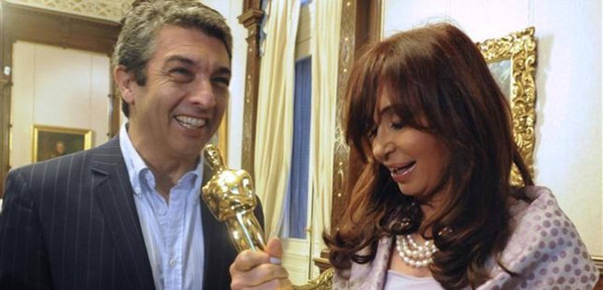 Darín i la presidenta Fernández comenten a Buenos Aires l’Oscar recollit per l’actor el 2010.