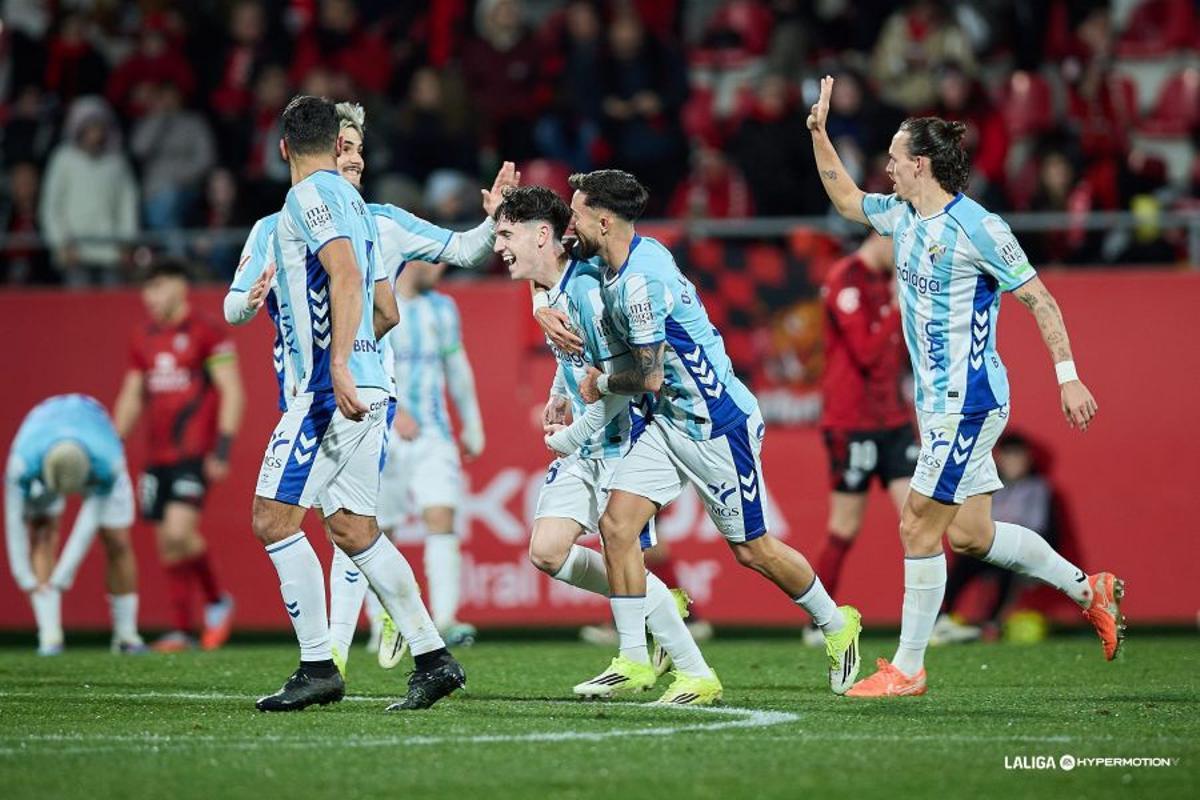 Fotos del CD Mirandés - Málaga CF de la jornada 24 de LaLiga Hypermotion