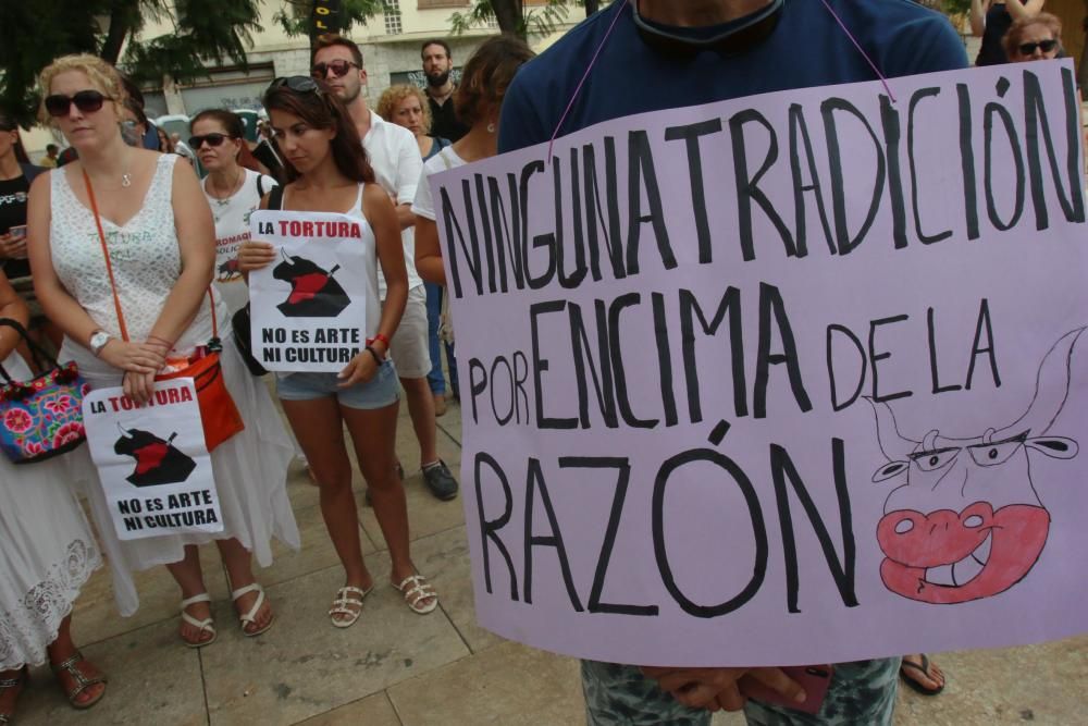 Manifestación antitaurina en Málaga