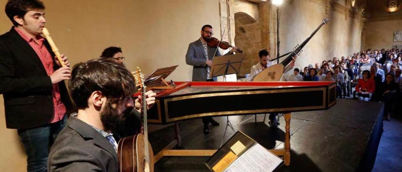 Sonidos barrocos en el claustro del Arqueológico