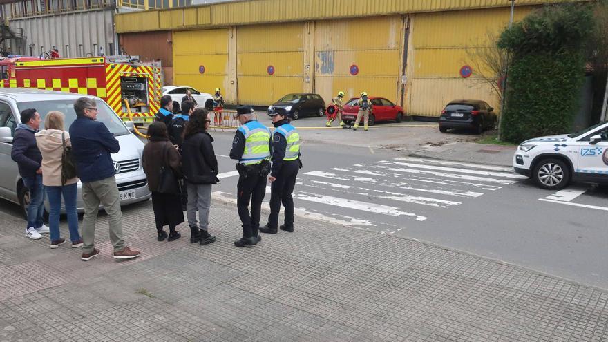 Un escape de gas hace saltar las alarmas en el Polígono del Tambre de Santiago