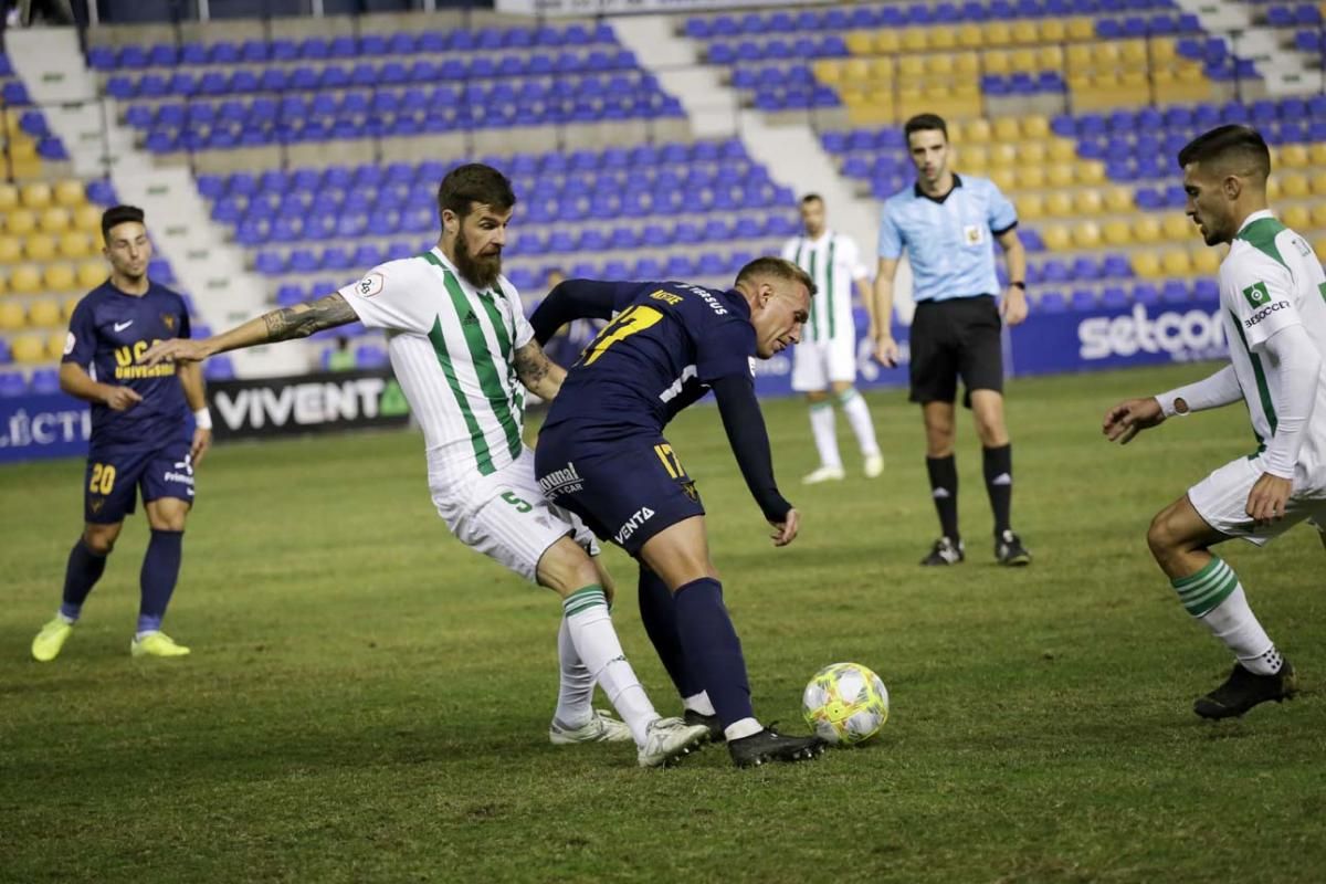 Las imágenes del UCAM Murcia-Córdoba CF