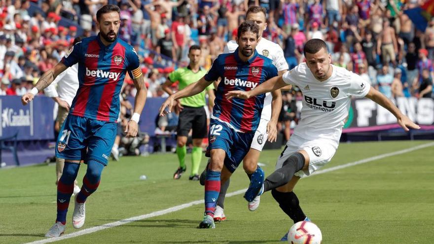 Levante UD - Valencia CF: las mejores fotos del Derbi