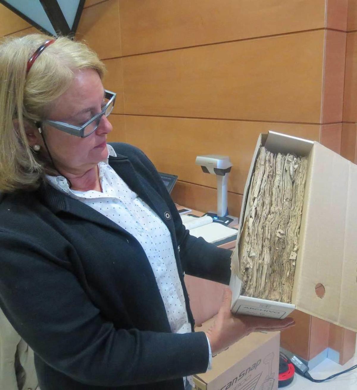 La asociación "Candás Marinero" digitalizará el archivo municipal