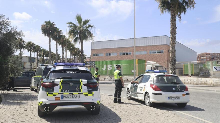 Atropellan a un ucraniano en Alicante y dejan el cadáver en la cuneta