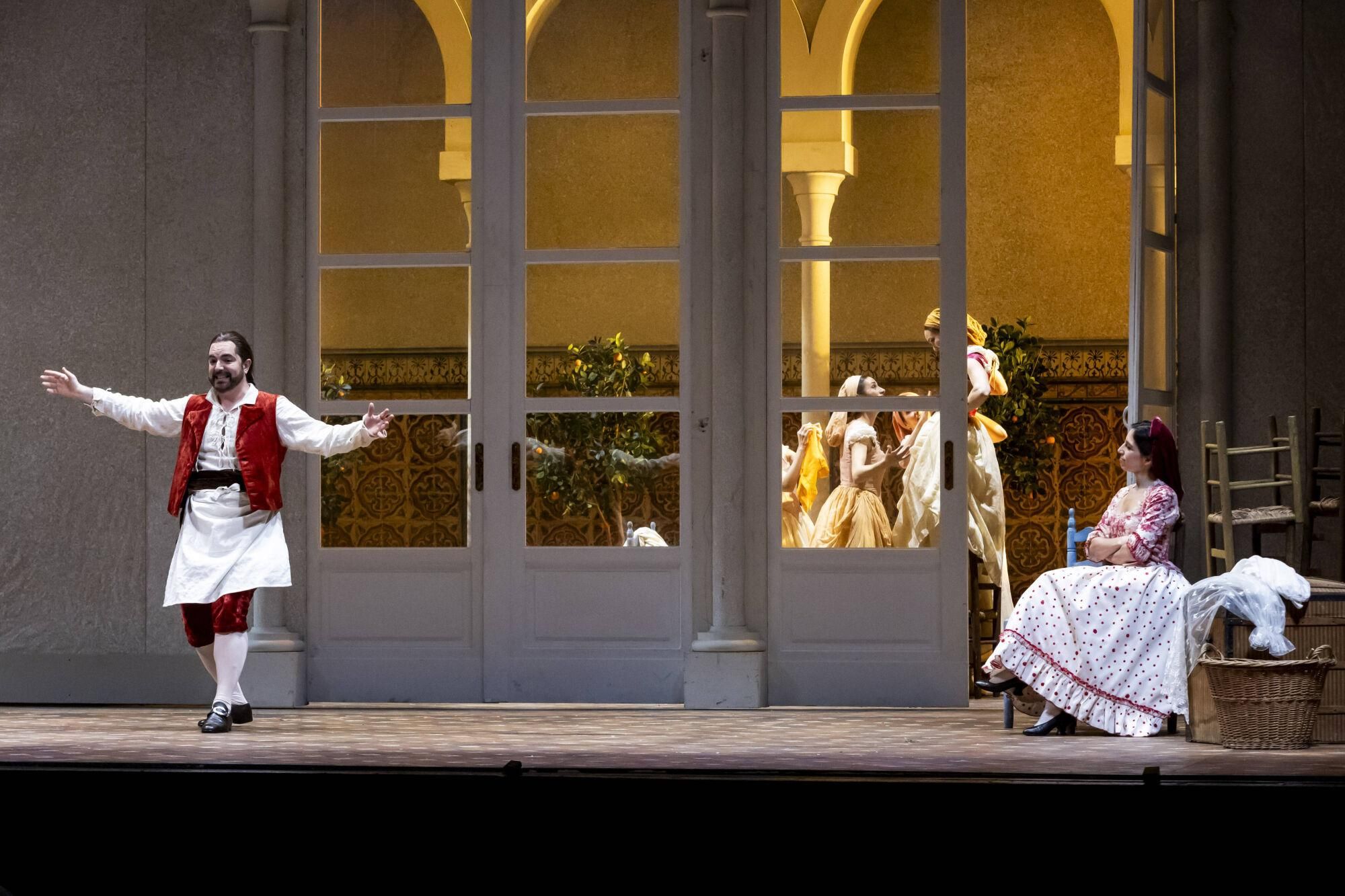 EN IMÁGENES: Ensayo en el Campoamor de la ópera "Las bodas de Fígaro"