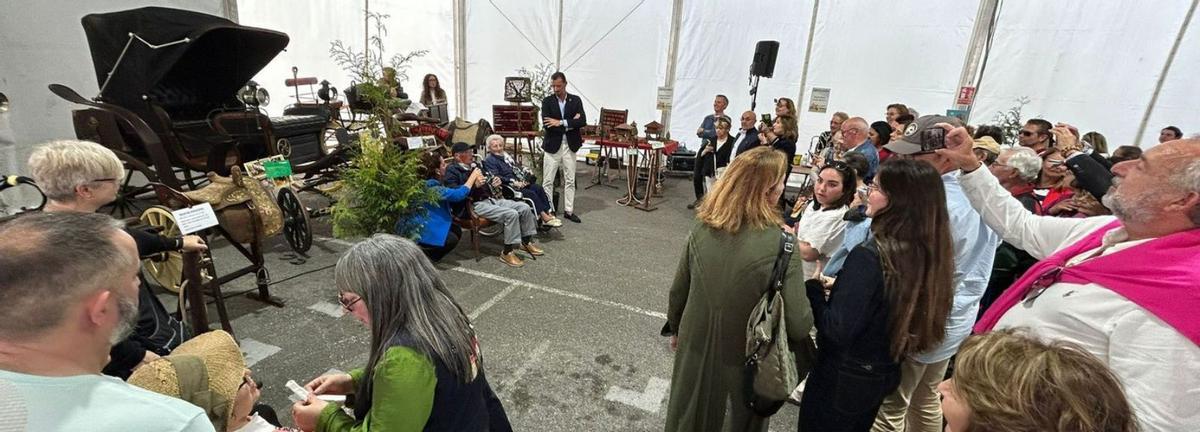 Recinto de la feria de San Isidro durante los premios «Güelo» y «Güela». | C. G.