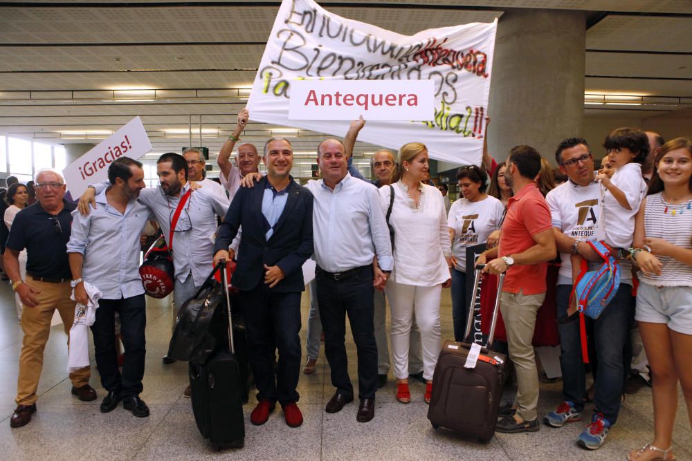 Los representantes del Ayuntamiento de Antequera, la Diputación de Málaga y la Junta de Andalucía que apoyaban la candidatura del Sitio de los Dólmenes a Patrimonio de la Humanidad regresan de Estambu