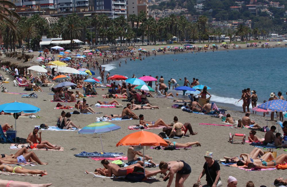 A dos semanas del inicio del verano, La Malagueta, La Misericordia y Sacaba presentaron una gran afluencia de bañistas por las altas temperaturas en la ciudad