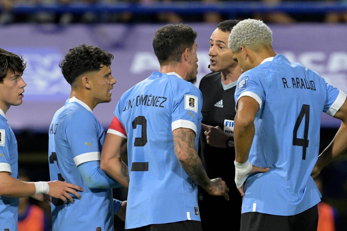 ¡Saltaron chispas! La gran tangana que 'calentó' la Bombonera ¡Saltaron chispas! La gran tangana que 'calentó' la Bombonera