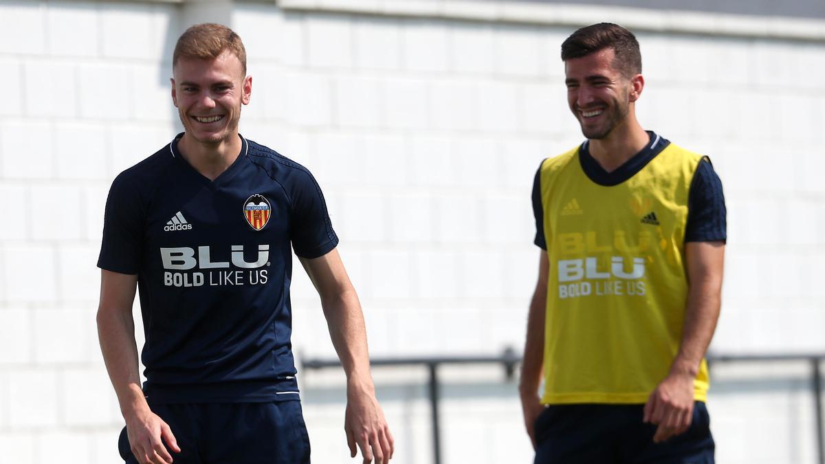 NTRENAMIENTO DEL VALENCIA CF . LATO GAYA