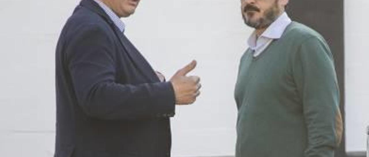 José Miguel Garrido y Vicente Montesinos, en las inmediaciones de Castalia.