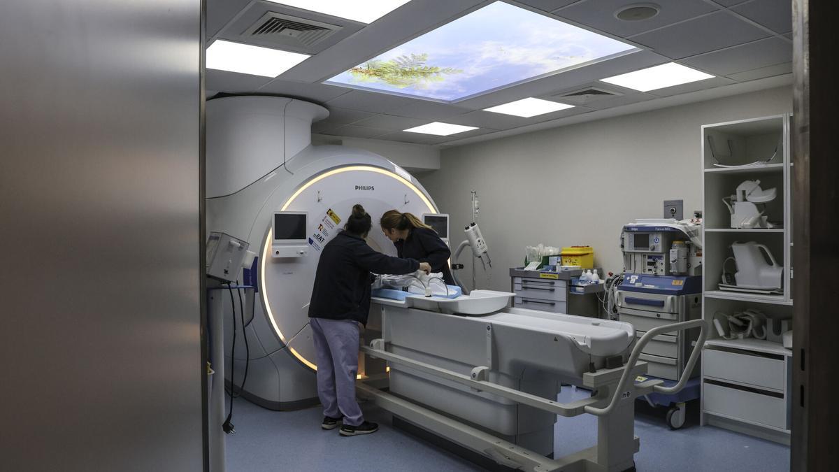 Sala de resonancias del Hospital General de Alicante.