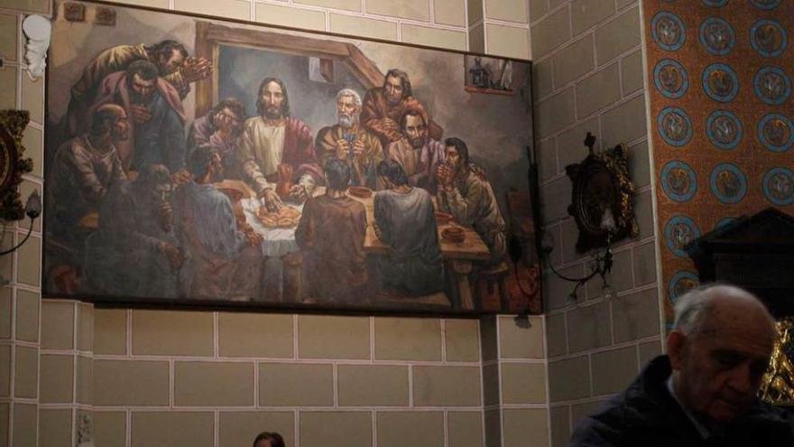 &quot;La última cena&quot;, del pintor José Vela Zanetti, en la basílica de San Juan.