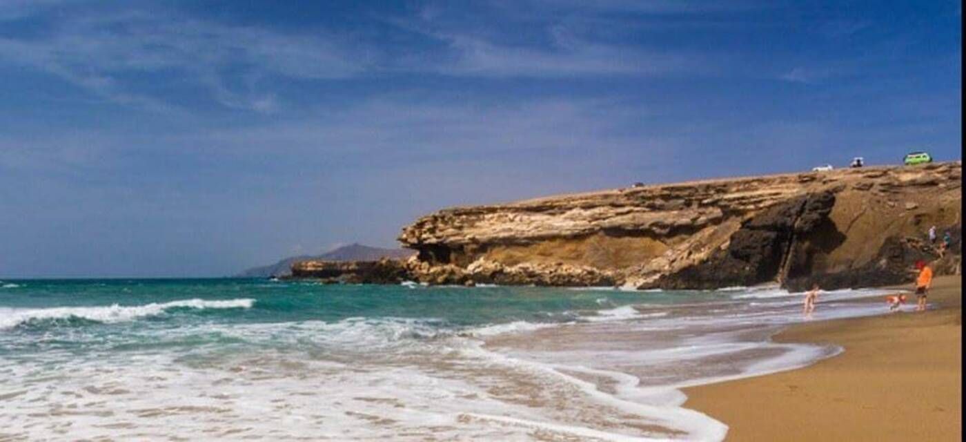 La playa del Viejo Rey está en el municipio de Pájara.