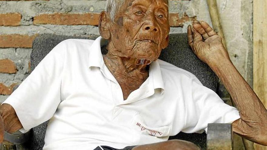 Un indonesi afirma que va néixer el 1870, fa 145 anys