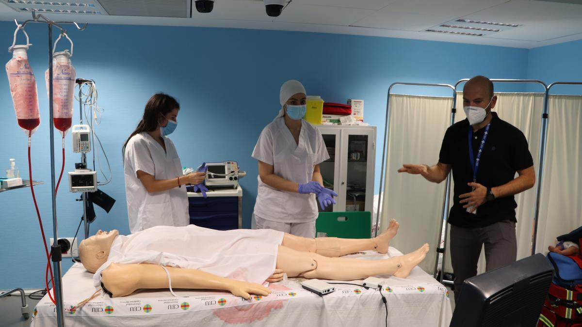 Alumnos de Ciencias de la Salud en una de sus clases