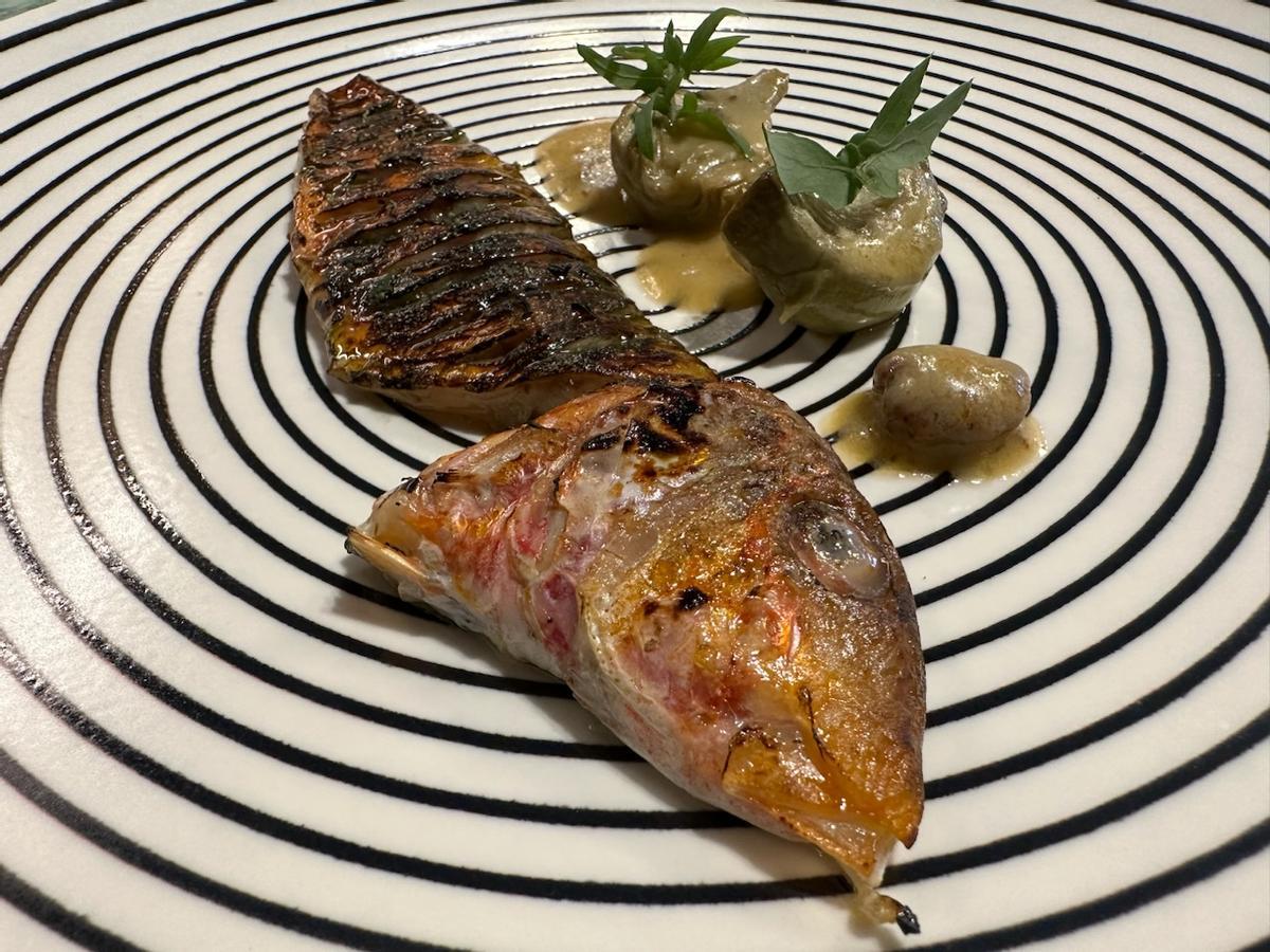 Salmonete a la llama