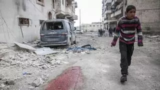 Siria cumple diez años de guerra sumida en la devastación y el colapso económico