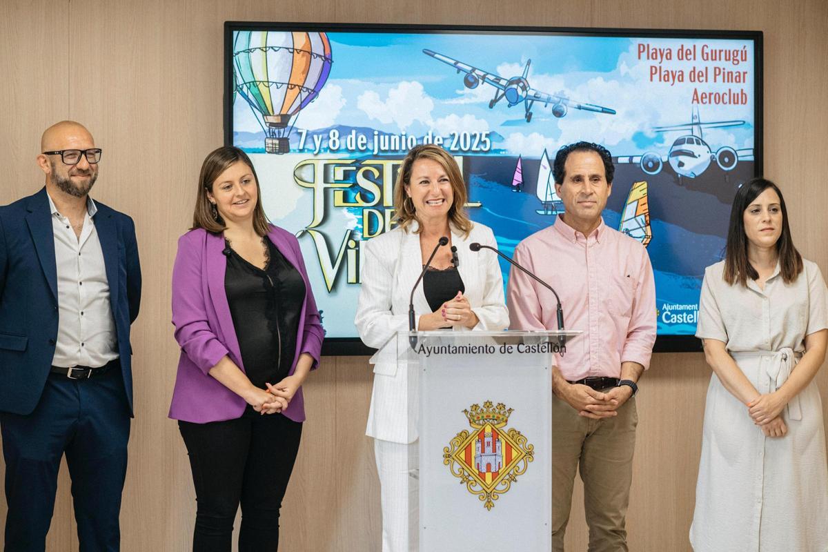 Grossi, Miralles, Carrasco, Rabasa y Giner, este viernes, en la presentación del II Festival del Viento de Castelló.