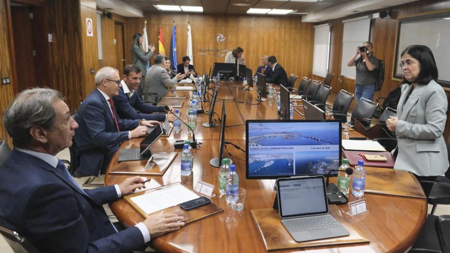 Llamadas, mensajes y un escrito para presionar a los consejeros de Puertos de Las Palmas