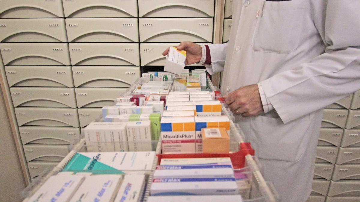 Medicamentos en una farmacia de Zamora.