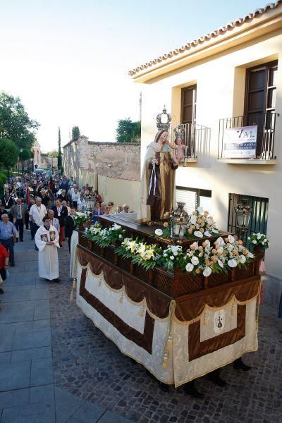 La procesión del Carmen toma el casco antiguo