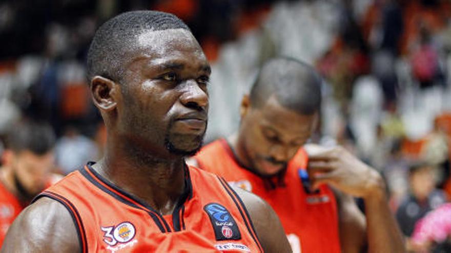 Romain Sato, tras acabar un encuentro reciente.