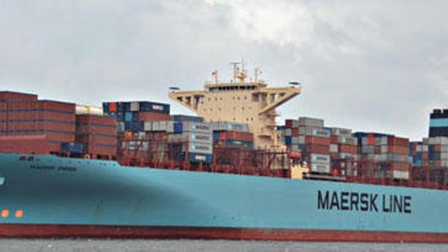 El portacontenedores &#039;Maersk Emden&#039;, que entrará en el Puerto de Las Palmas. i LA PROVINCIA/DLP