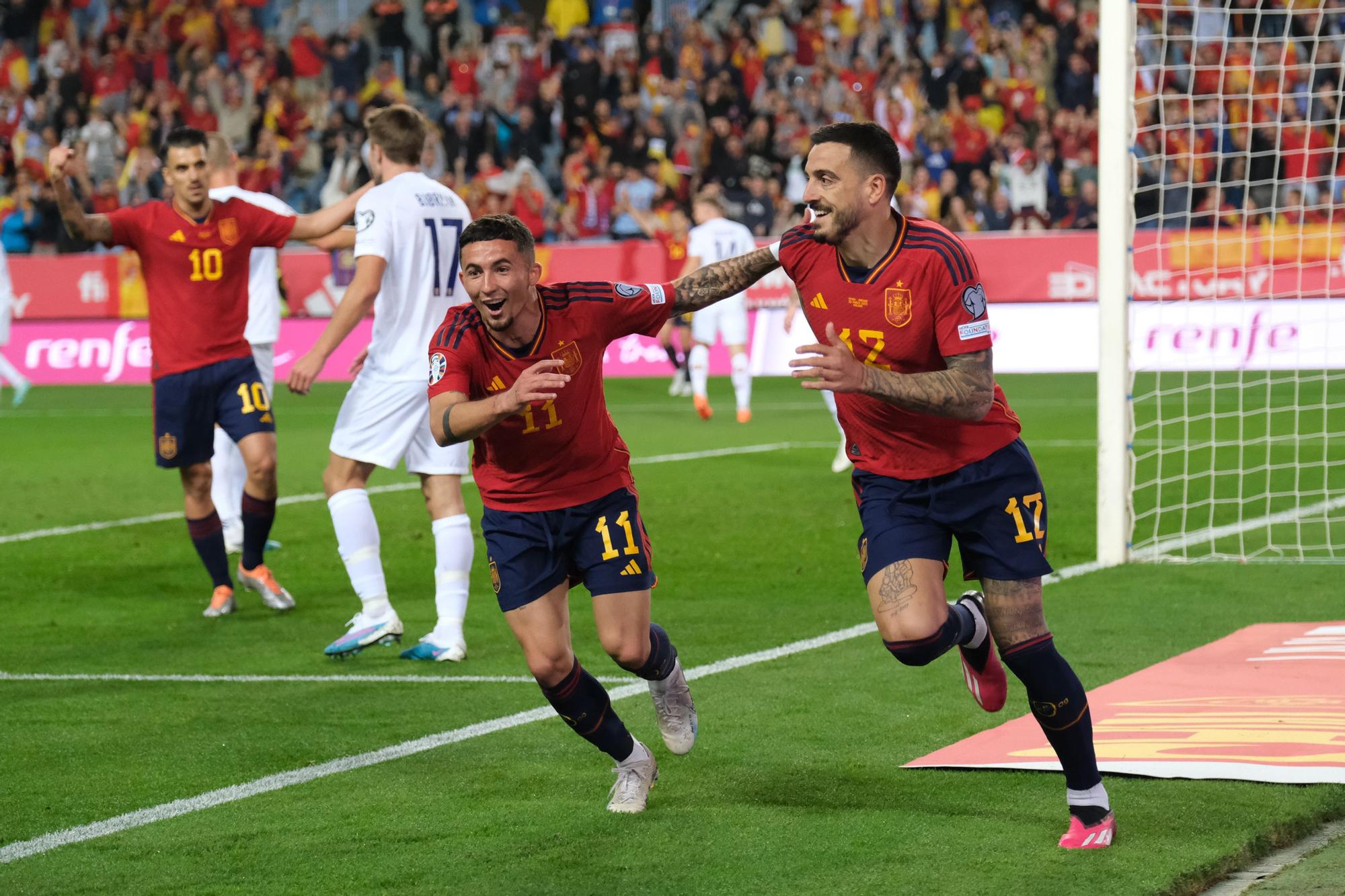 La Roja juega en Málaga contra Noruega, en imágenes