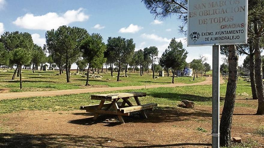 Hacen un llamamiento a no dejar basura en San Marcos