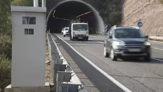 Cent conductors denunciats cada dia a la regió per excés de velocitat