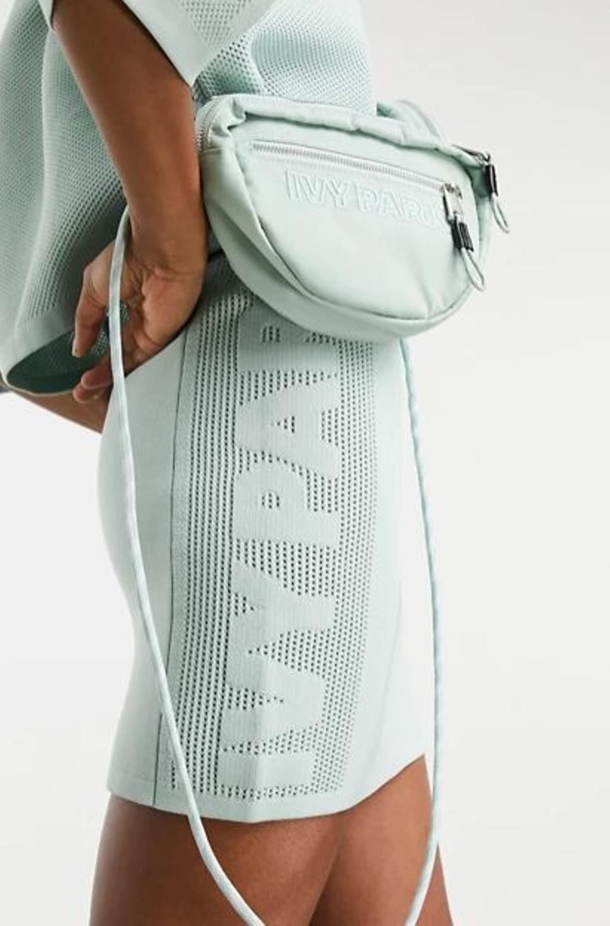 Minifalda de punto en toque de verde de adidas x IVY PARK