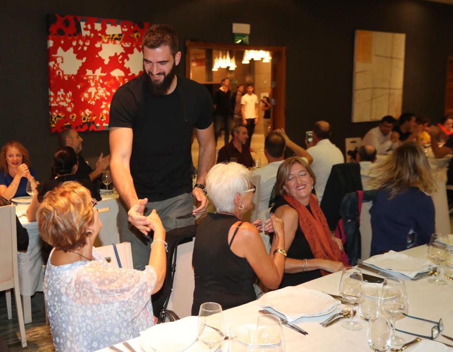 Cena del Valencia Basket con las Peñas