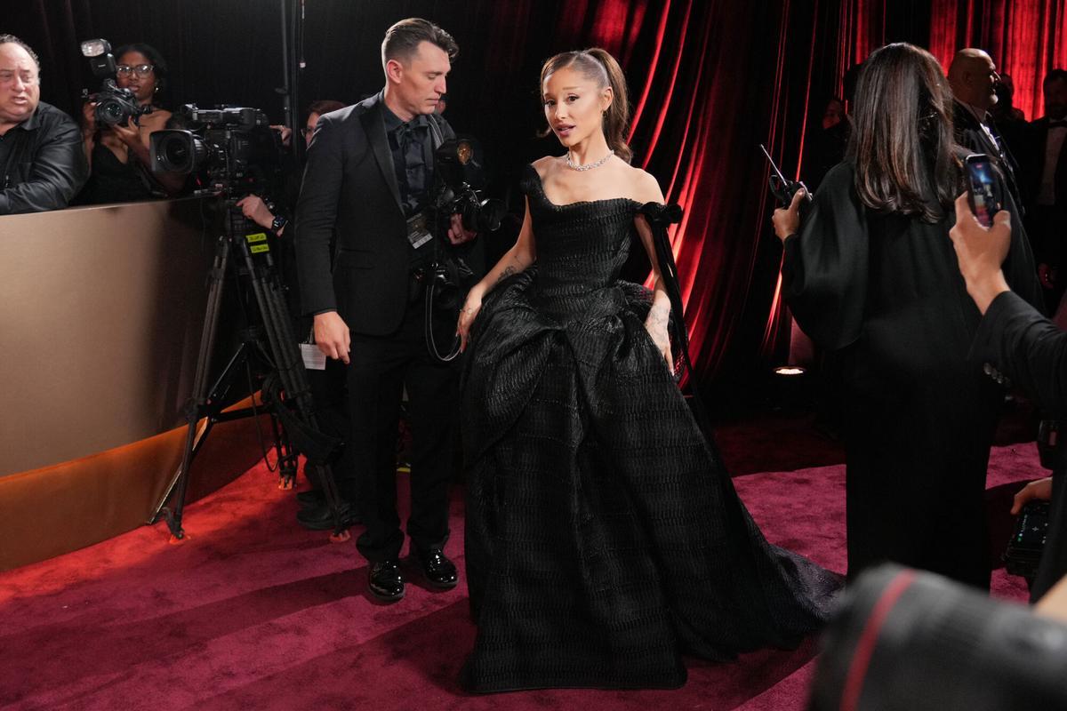 La cantante estadounidense Ariana Grande, en los Globos de Oro 2026.
