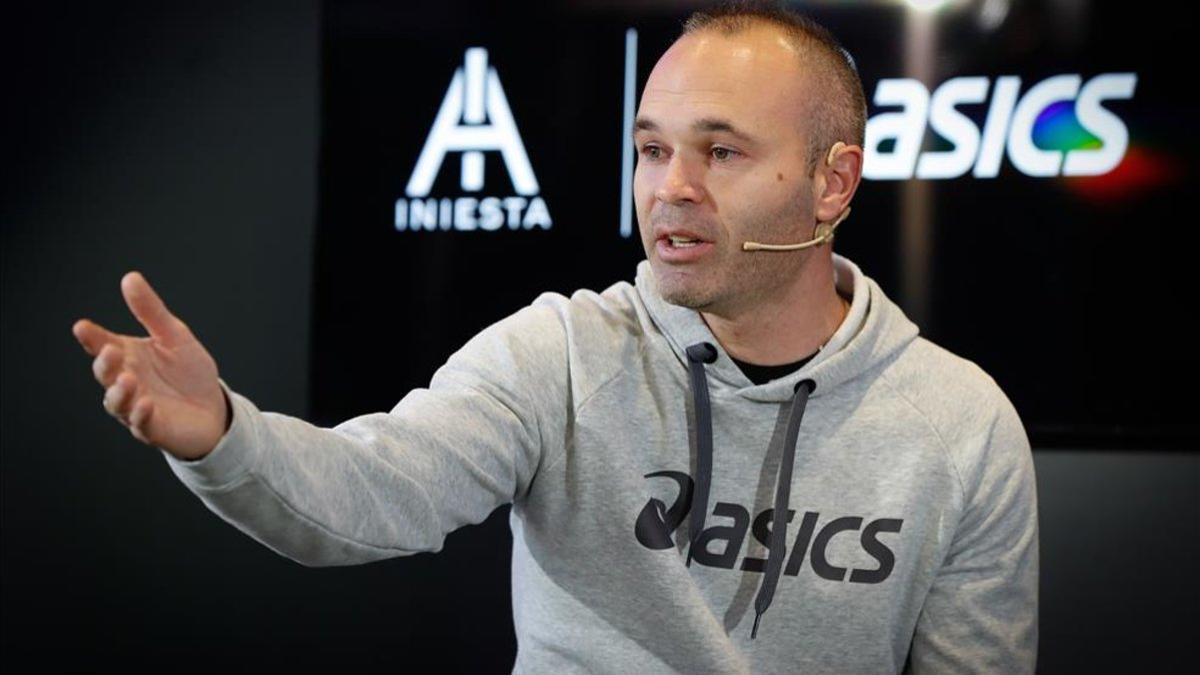 Andrés Iniesta se solidariza con la Liga Genuine