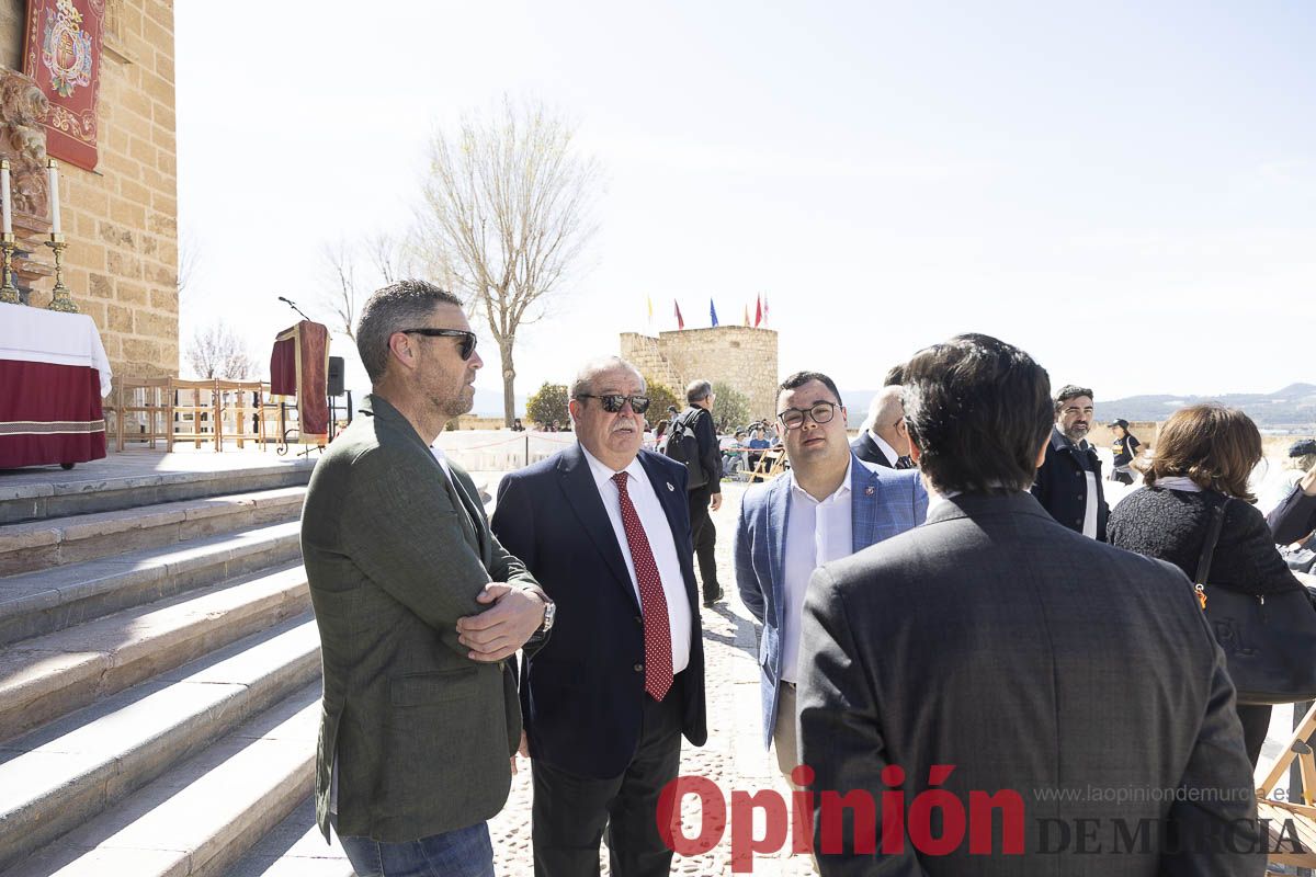 La vicaría de Cartagena, la UCAM, junto a asociaciones y peregrinos de toda España se ponen a los pies de la Vera Cruz