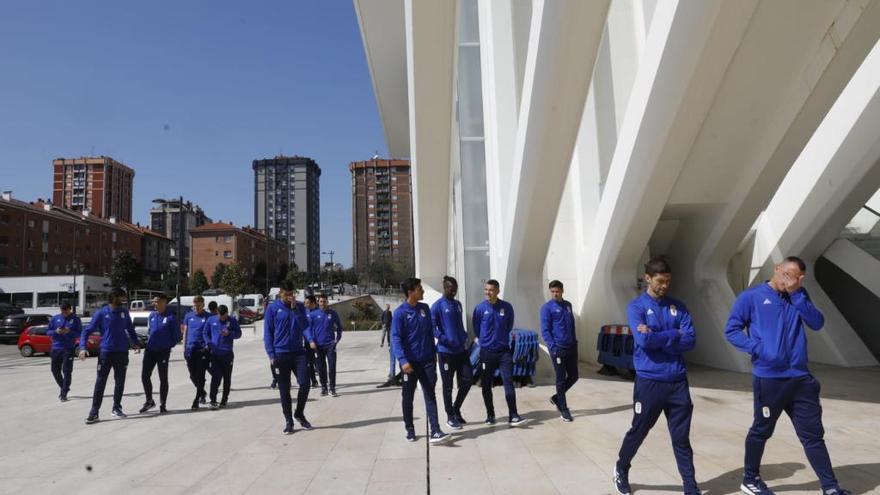 El Oviedo se concentra antes del derbi