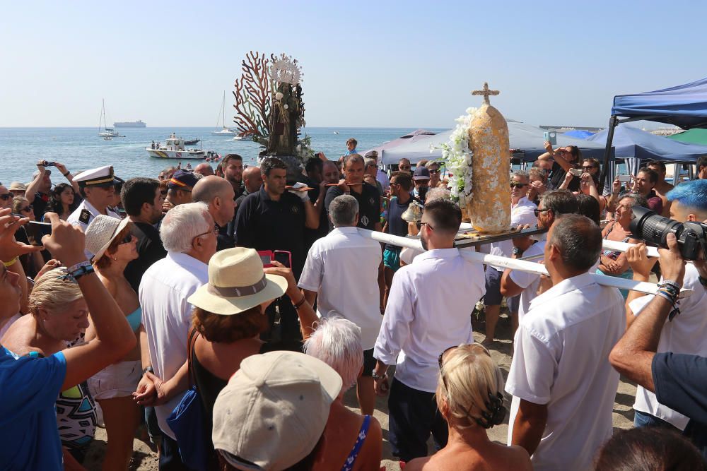 Desembarco de la Virgen del Carmen de los submarinistas