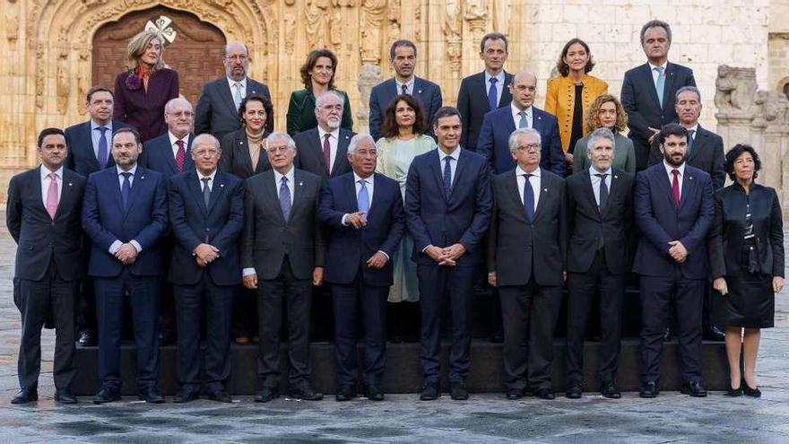 Los Gobiernos de España y de Portugal, presididos por Pedro Sánchez y António Costa, ayer, en Valladolid.