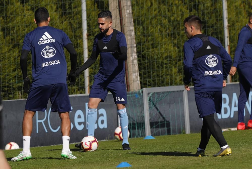 Entrenamiento del Celta en A Madroa, con presencia de Michel Salgado