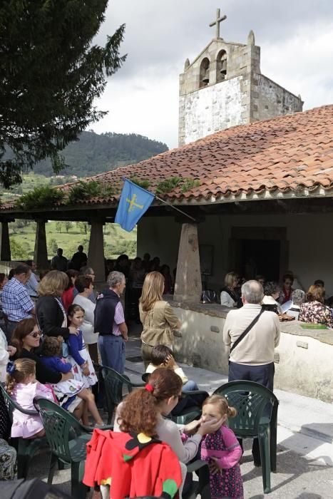 Fiestas en Somió, Castiello, Cabueñes y Baldornón