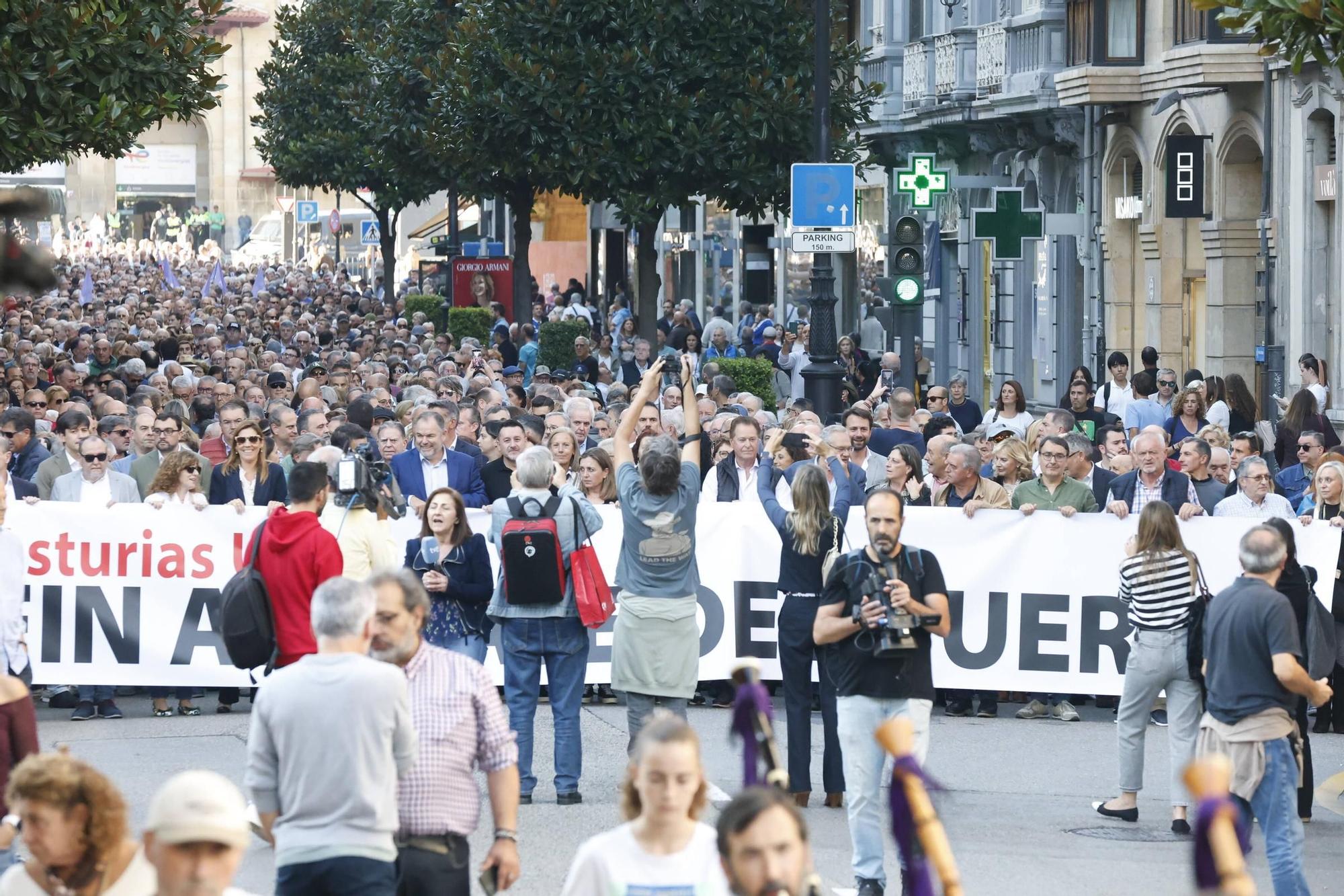EN IMÁGENES: así fue la gran movilización contra el peaje del Huerna en Asturias