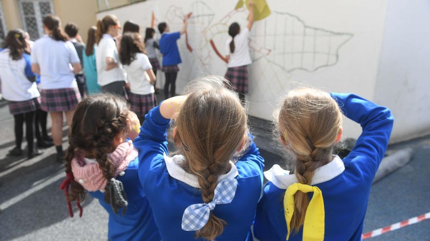 Alumnos del colegio Compañía de María participan en el proyecto &#039;Plantando árboles con pinceles&#039;