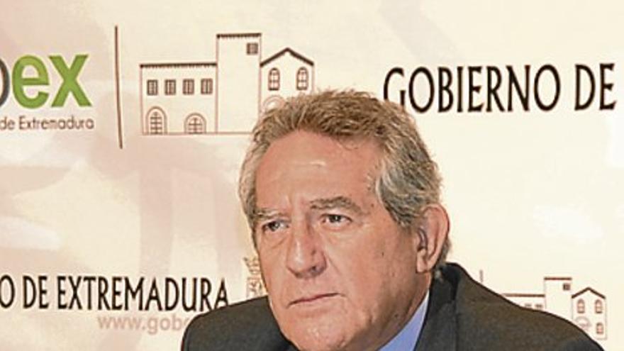 Fernández abre hoy las comparecencias en la comisión de Caja Rural