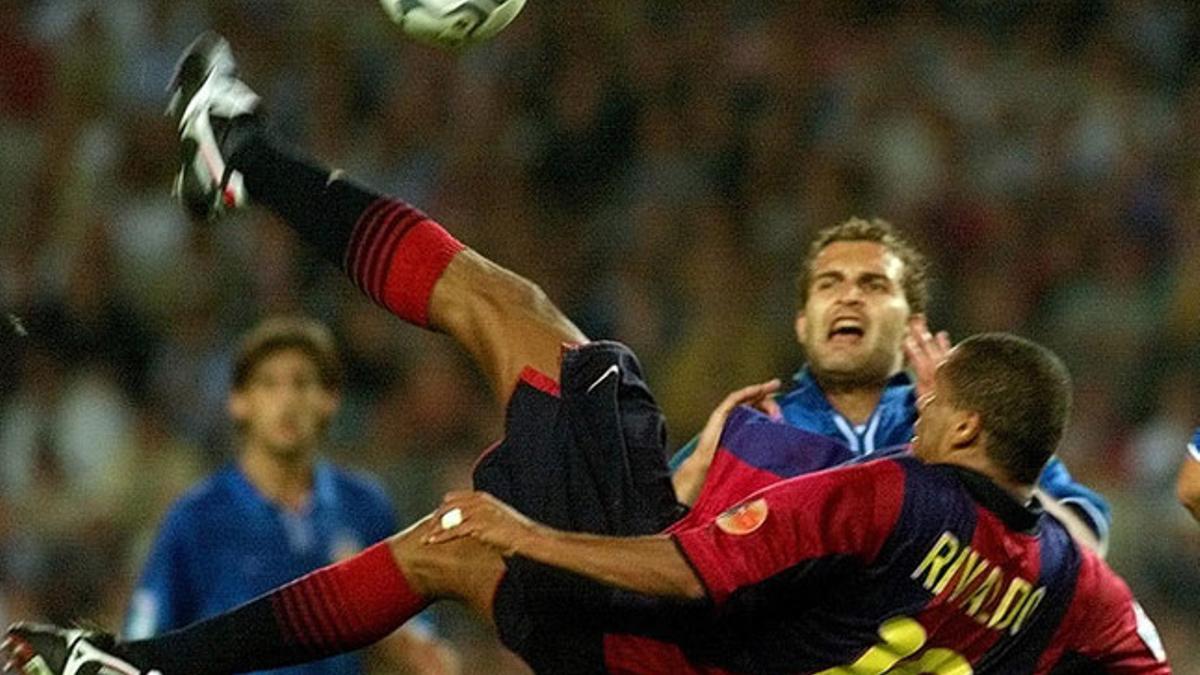 La chilena de Rivaldo frente al Valencia sigue viva en la retina de los culés