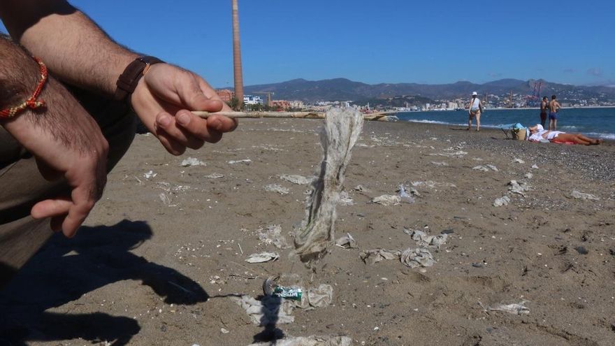 Aumentan los atascos de desagües en Málaga por culpa de las toallitas